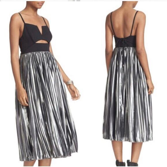 Free People NWT Piper Silver Black Pleated Sleeveless Cut-Out Midi Dress XS - Picture 6 of 9